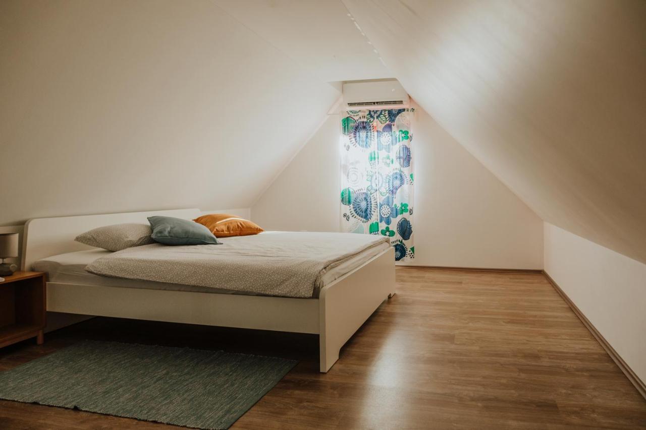 Kuca Za Odmor Lang Villa Karlovac Bagian luar foto