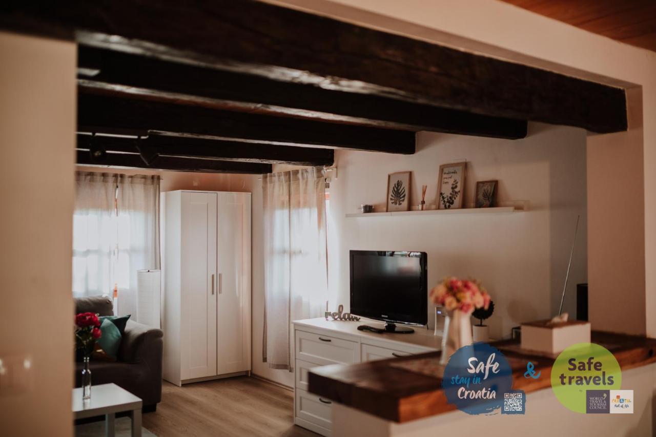 Kuca Za Odmor Lang Villa Karlovac Bagian luar foto